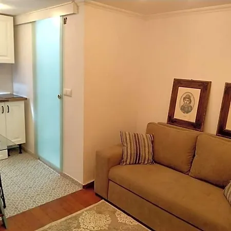 Hotel Center Charm - Castle Hill - Metro Lizbona